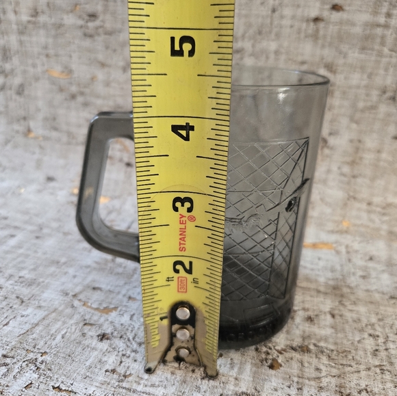 McDonald's 1970s Captain Crook Mug Grey Glass - Picture 5 of 5